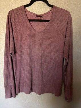 Knox Rose Mauve Ribbed V-Neck Knit Top